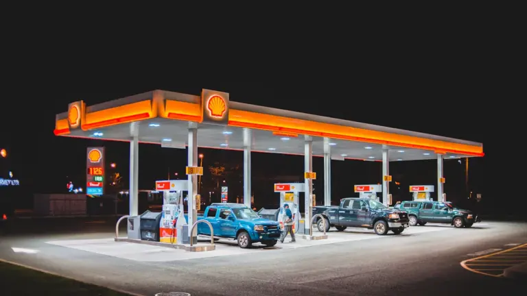Carburant ce week-end : le calcul avant de changer de station