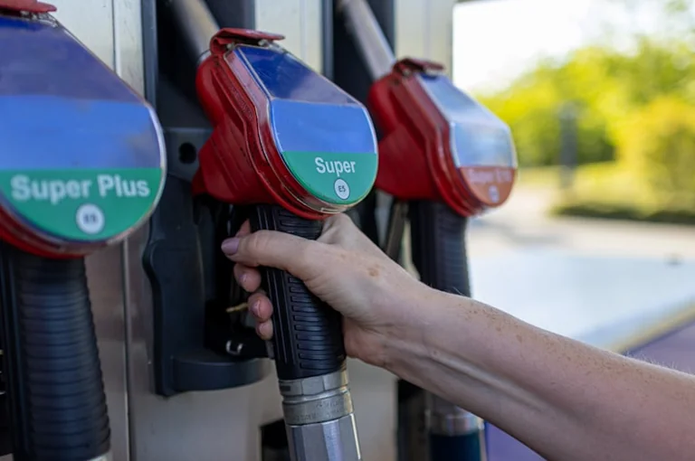Carburants : vérifier le prix réel ce dimanche 16 août