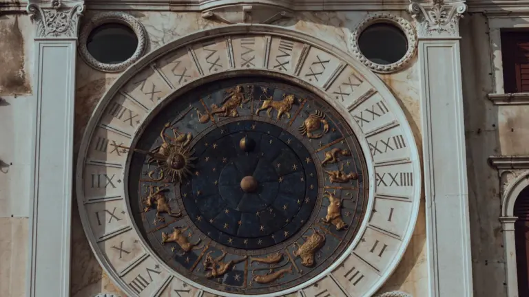 Horoscope du 19 août : l’élan du jour pour chaque signe
