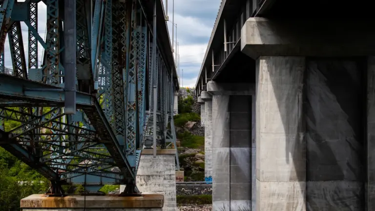Paris : le pont de l’Alma, lieu de mémoire de Diana