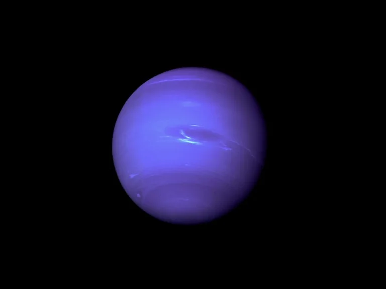 23 septembre : Neptune, l'Arabie saoudite et la bombe A de l'URSS