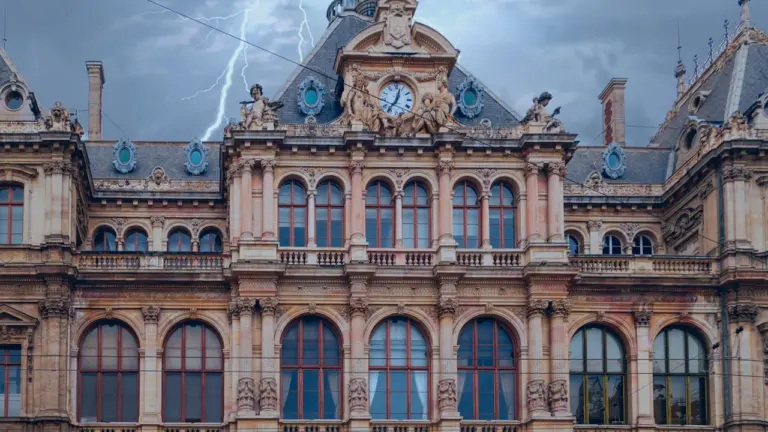 Météo : vigilance orange dans le sud-est, orages violents ce lundi