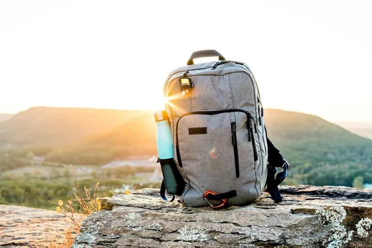 Préparer son sac la veille pour des matins plus simples