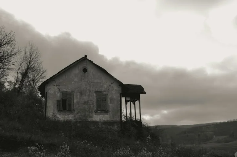 Rêver d'une maison inconnue : ce que votre inconscient explore